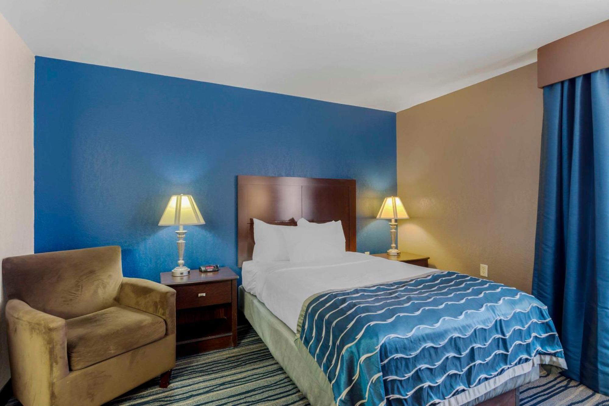 Comfort Inn & Suites Брентвуд Экстерьер фото